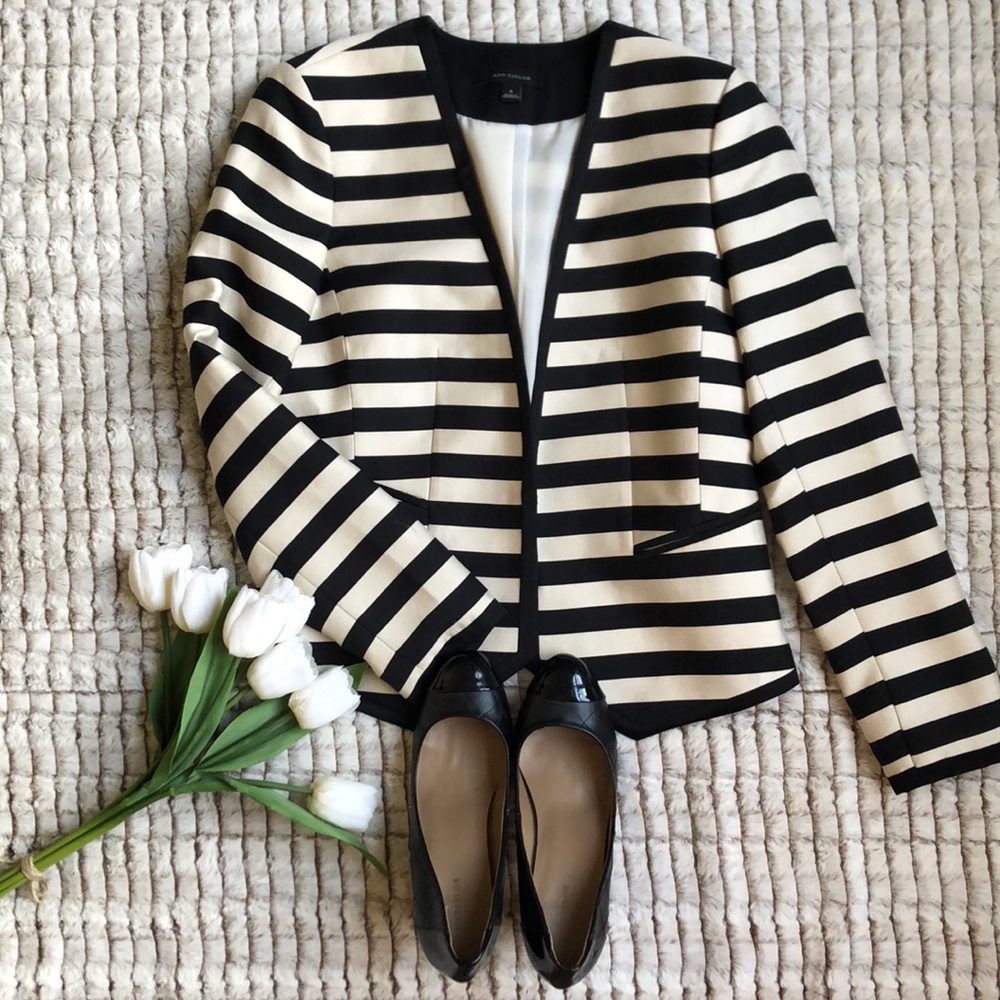 ANN TAYLOR Blazer - Picture 1 of 7